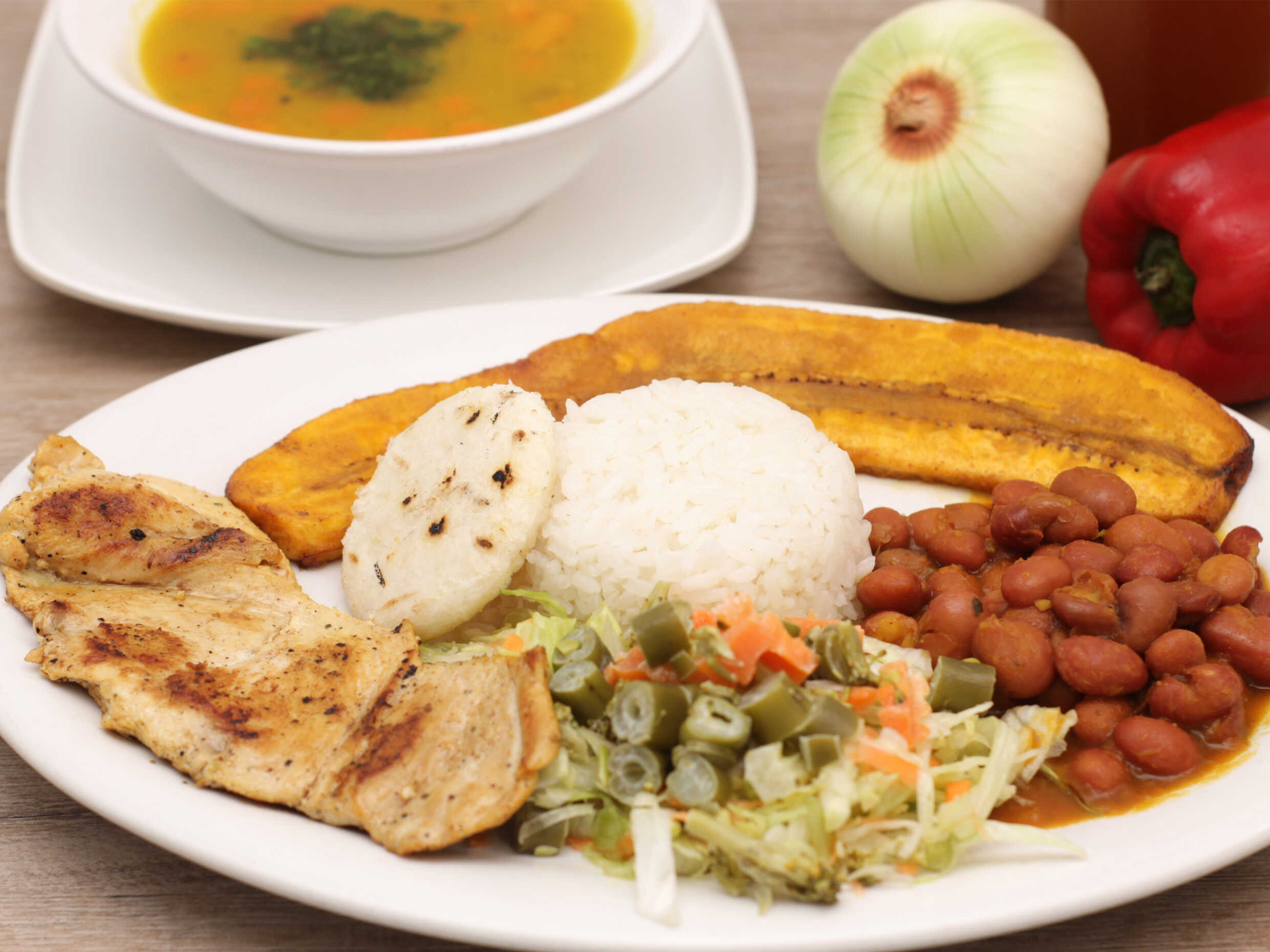  Almuerzos corrientes